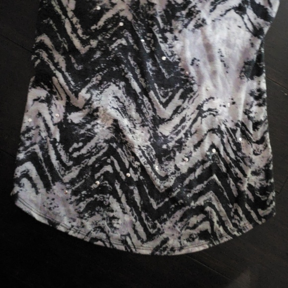 Open back tank top - Picture 4 of 8